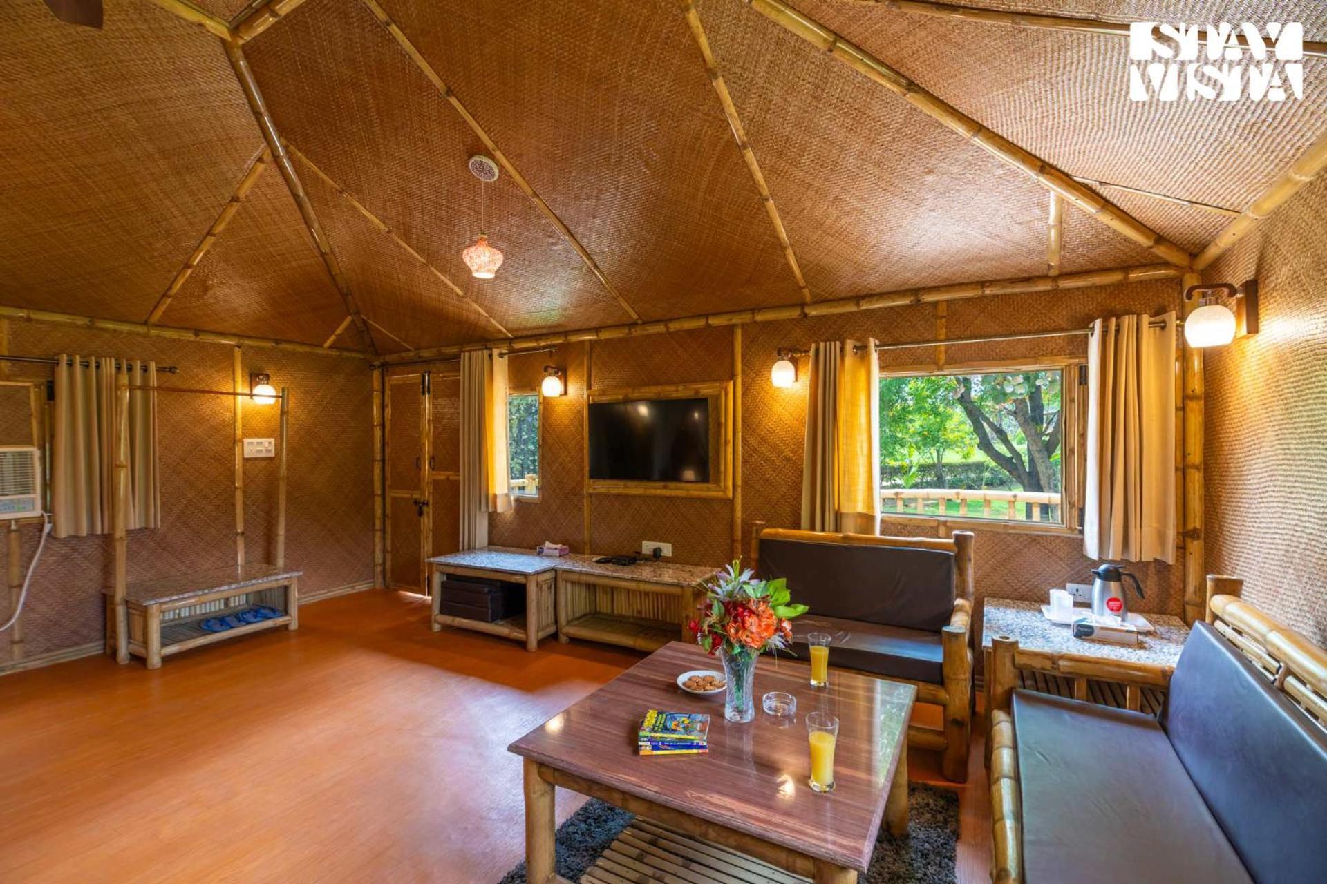 Stayvista At Maple Farms With Pool, Bbq & Bonfire Sohna ภายนอก รูปภาพ